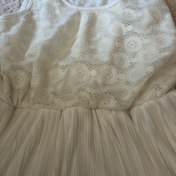 Girls Dress - Size Medium - Picture 5 of 6